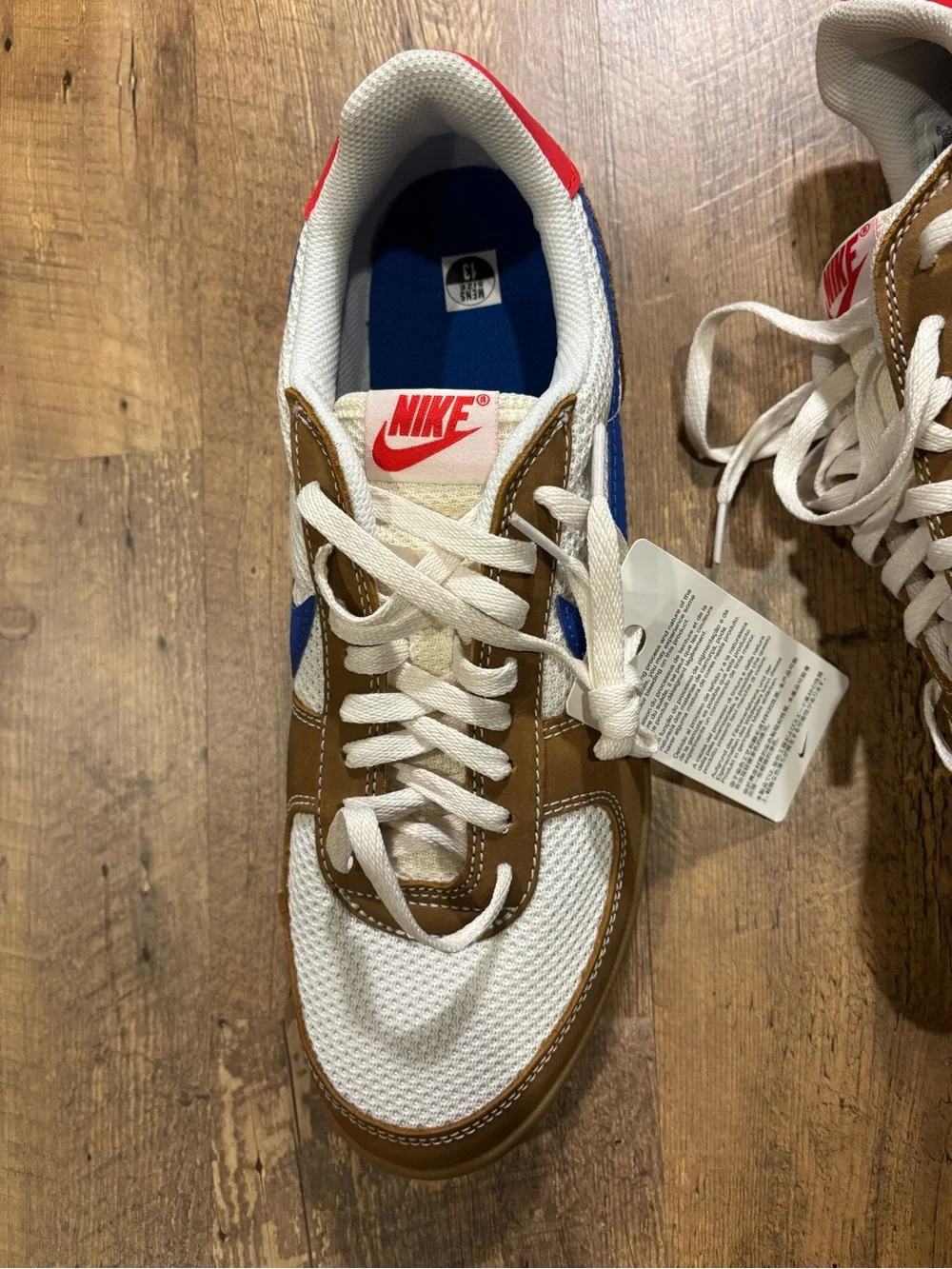 Nike Field General 82 